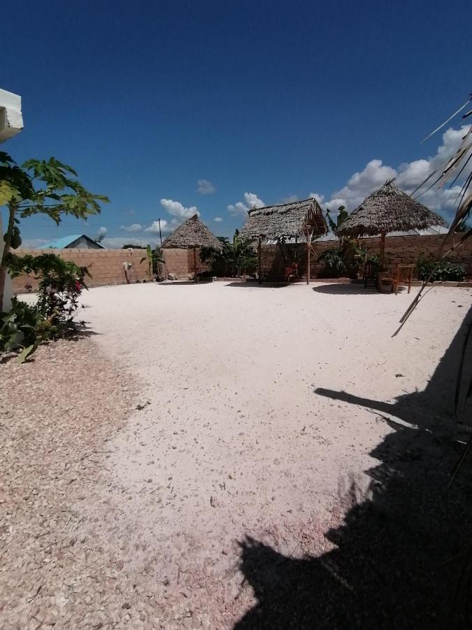New Arisen Bungalows Bwejuu Εξωτερικό φωτογραφία